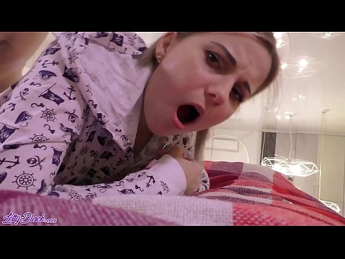 ❤️ Сексуалдуу апа карлыгач жана прегистайл секс - кончуг жакын ❌ Порно боюнча бизде ﹏